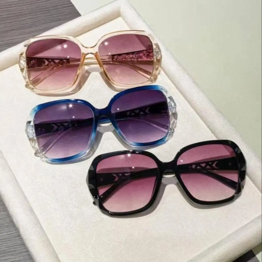 3-Pack Heart Shaped Sunglasses - Retro Tinted Lens Unisex Casual, Fashionable, Flat Top, Vintage Ombre, Square Shades for Festivals, Outdoor Sports & Cycling Use, Casual Sunglasses, Fashionable Sunglasses
