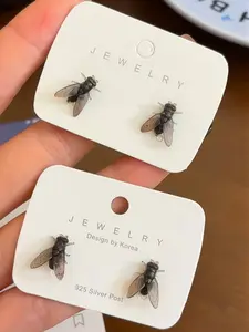 Women's Realistic Fly Earrings, Insect Jewelry, Creative Mini Fake Fly Ear Studs, Gothic Casual Daily Wear, Unique Gift Idea, Fashionable Jewelry