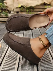 Women's Flat Casual Shoes, Textile Material, Round Toe Design, Rubber Sole, Comfortable for Daily Wear and Outdoor Activities