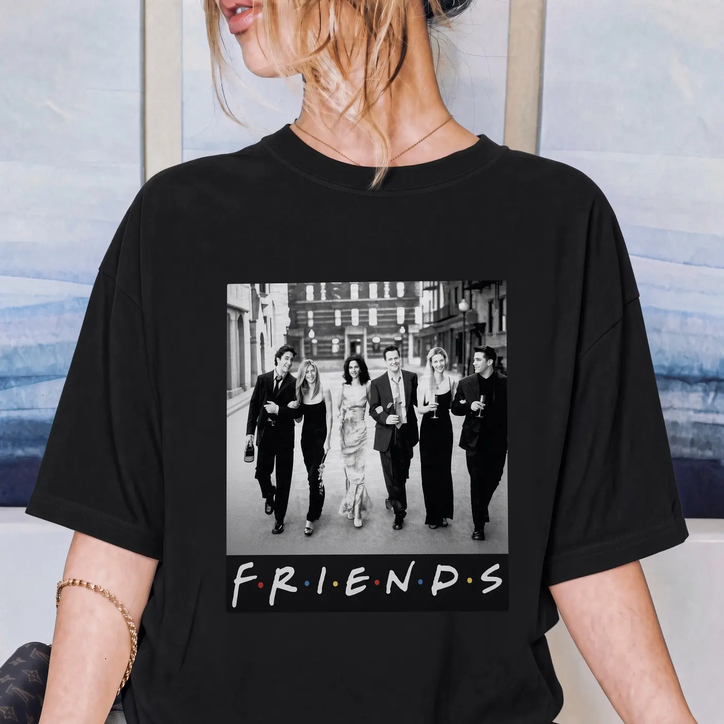 Friends TV Graphic Tee, Vintage Oversized T-Shirt, Friend Forever, 90s Style, Friends TV Show Apparel, Unisex Top