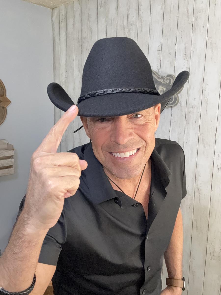 Item: Black*Navy Blue, M