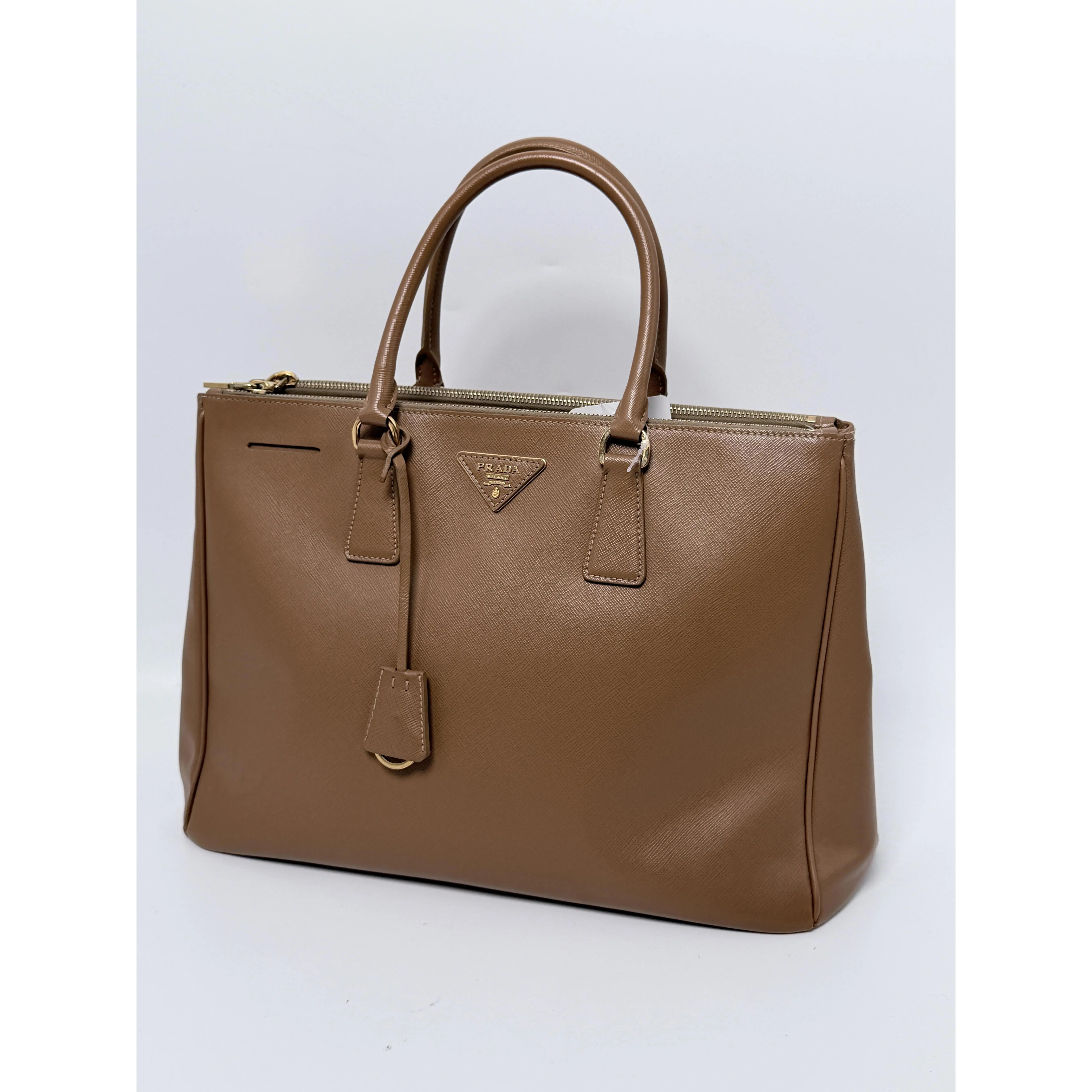 Pre-owned PRADA leather Tote Bags Galleria Double Zip Tote Bag Beige ZS144PR