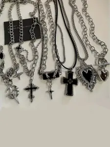 Gothic Fashion Y2K Cross & Heart Pendant Necklace, Cross Chain Design, Fashion Jewelry for Party, Daily Clothing Decor, Trendy All-match & Exquisite Jewelry for Birthday Gift,Halloween Themed Necklace Gift,Gift for her