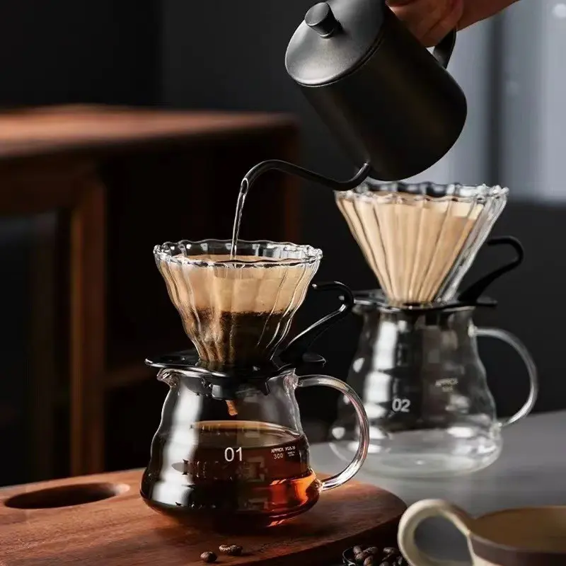 Borosilicate Glass Coffee Maker Set, Handmade Cloud Shape Drip Coffee Maker, Pour Over Coffee Dripper, Includes Funnel and Filter, Home Pour-Over Coffee Pot