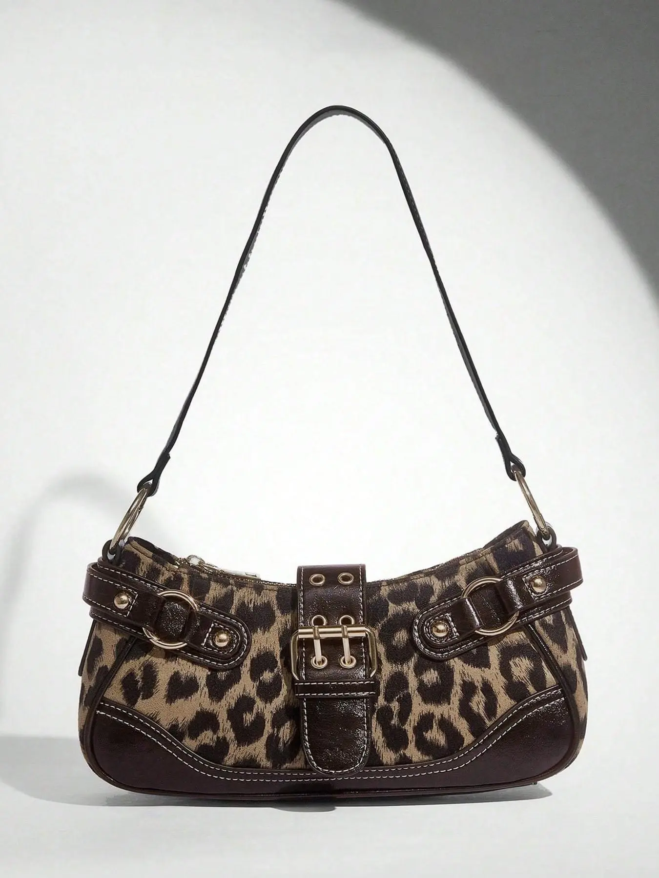 Niche design one-shoulder handbag underarm bag, leopard pattern retro classic one-shoulder bag, metal buckle belt splicing design, trendy and fashionable, suitable for daily travel, shopping and street shooting, etc., Casual Trendy Bag, Handbag Sling Bag