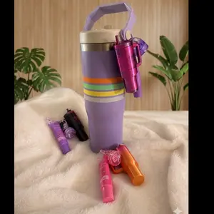El Clip Llavero Definitivo: Porta Brillo Labial + Mini Termo