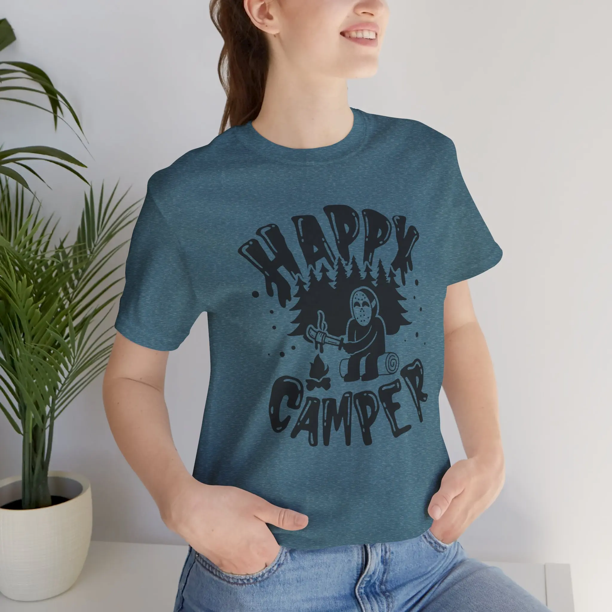 Happy Camper graphic T‑shirt | camping illustration, campfire outdoors