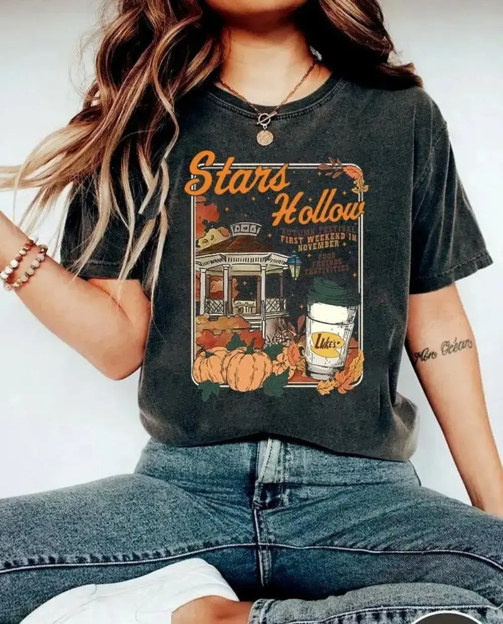Women's Gilmore Girls Graphic T-Shirt - Stars Hollow, Luke’s Diner, Dragonfly Inn, Fall Autumn Festival Coffee Tee HALLOWEEN STREETWEAR