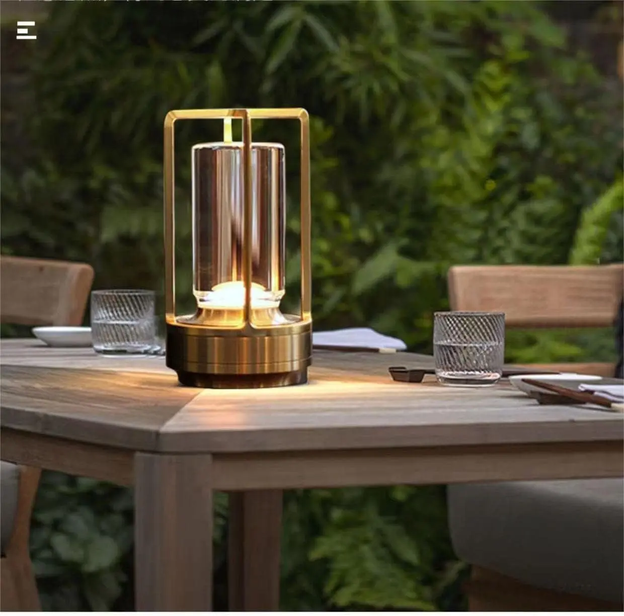 Portable Metal Table Lamp for Indoor/Outdoor ,Rechargeable Cordless LED Lamp, 3-Colour Infinitely Dimming   Small Desk Lamp, Restaurant/Bedroom/Bar/Coffee Shop/Camping Light ()