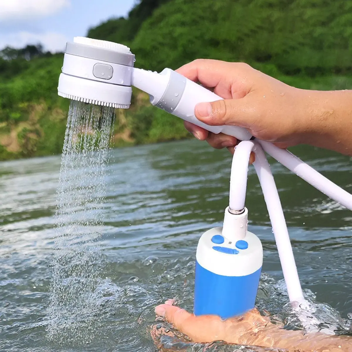 Portable Outdoor Shower Head, Battery Powered Handheld Camping Shower Head, Compact Water Pumping Shower Tool for Outdoor Camping, Camping Essentials,