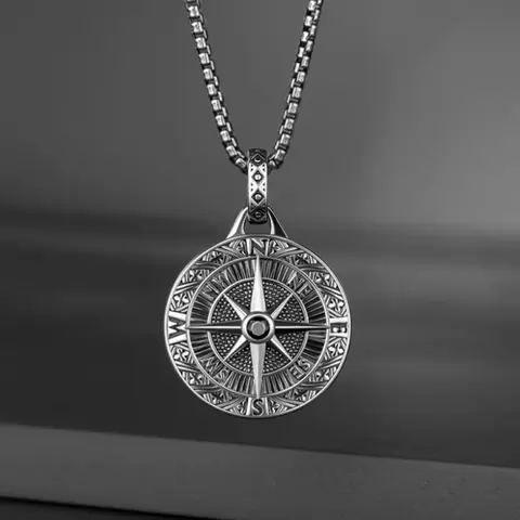 Men's stainless steel compass pendant necklace, hip-hop fashion medallion necklace, gift for men