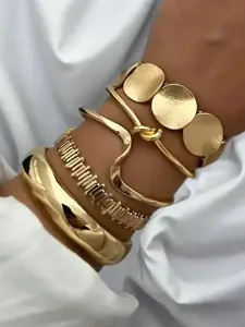 5 Piece Vintage Bold Geometric Wide Metal Bangle Set, Unique Daily Wear Gift for Women, Elegant Jewelry Accessory, Stackable Bracelets, Trendy Stack Bangle