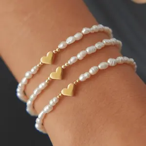 3PCS Elegant Women Imitation Pearl Boho Bracelet Set Minimalist Golden Heart Handmade Elastic Bracelet Vintage Irregular Pearl Bangle Chain Party Wedding Engagement Anniversary Jewelry Gift