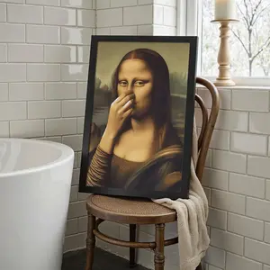 Funny Bathroom Canvas Wall Art Vintage Mona Lisa Painting Pictures Wall Decor Humor Amusing Toilet Art Pinching Nose Poster Prints Mona Lisa Artwork for Bathroom Home Decor