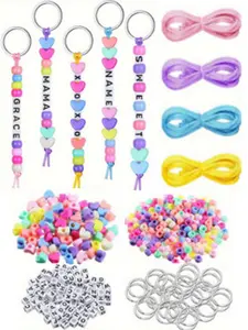 566 Pieces DIY Bead Keychain Kit, Adjustable Colorful Heart Letter Beads, Adjustable Beaded Design, Perfect for DIY Keychains, Bags, Accessories