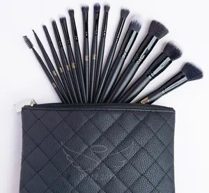 Makeup brush set
