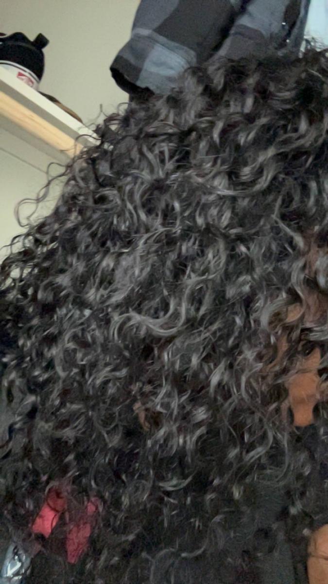 Item: kinky Curly Wig, 18"