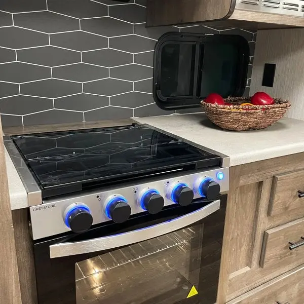 Way Interglobal WAYCF-RV21B 21 in. 2022 Greystone RV Gas Range Combo, Black & Stainless Steel