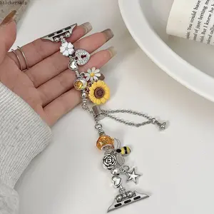 2026  Bee Apple Watch Band – Adjustable Floral Bee Pattern Strap for Women, Cute Aesthetic Smart Watch Band Fits 38–49mm (Series 1–11, SE & Ultra), Perfect Gift & Daily Wear
