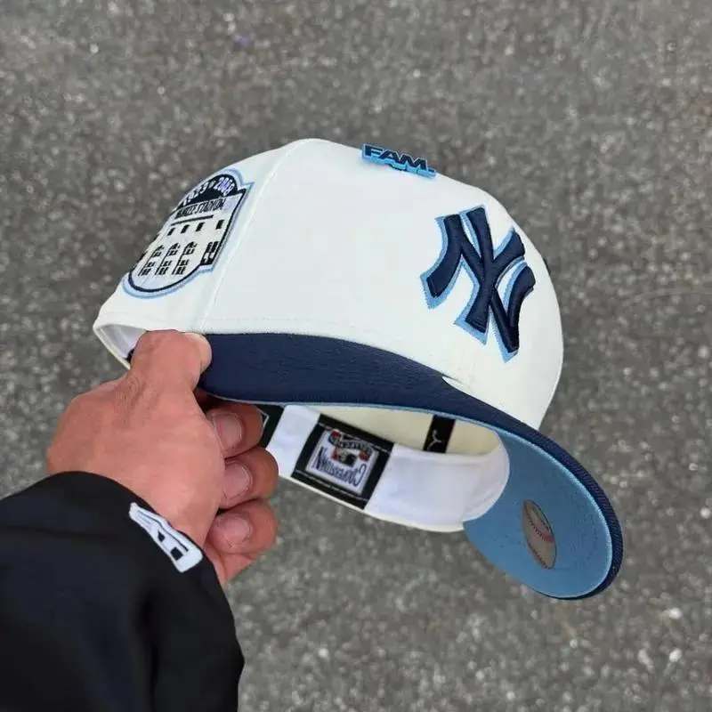 New Era New York Yankees Baseball Cap – Adjustable Snapback Hat Unisex Streetwear Hip Hop Style New Era Inspired