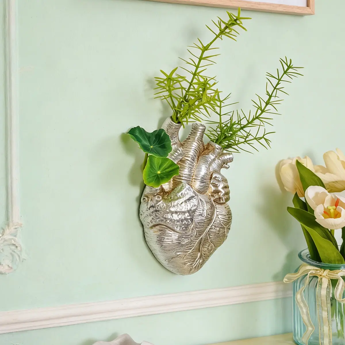European Resin Heart-Shaped Hydroponic Hanging Vase, Modern Wall Decor, Multi-Color Options, Ideal for Home, Garden, Balcony Decoration