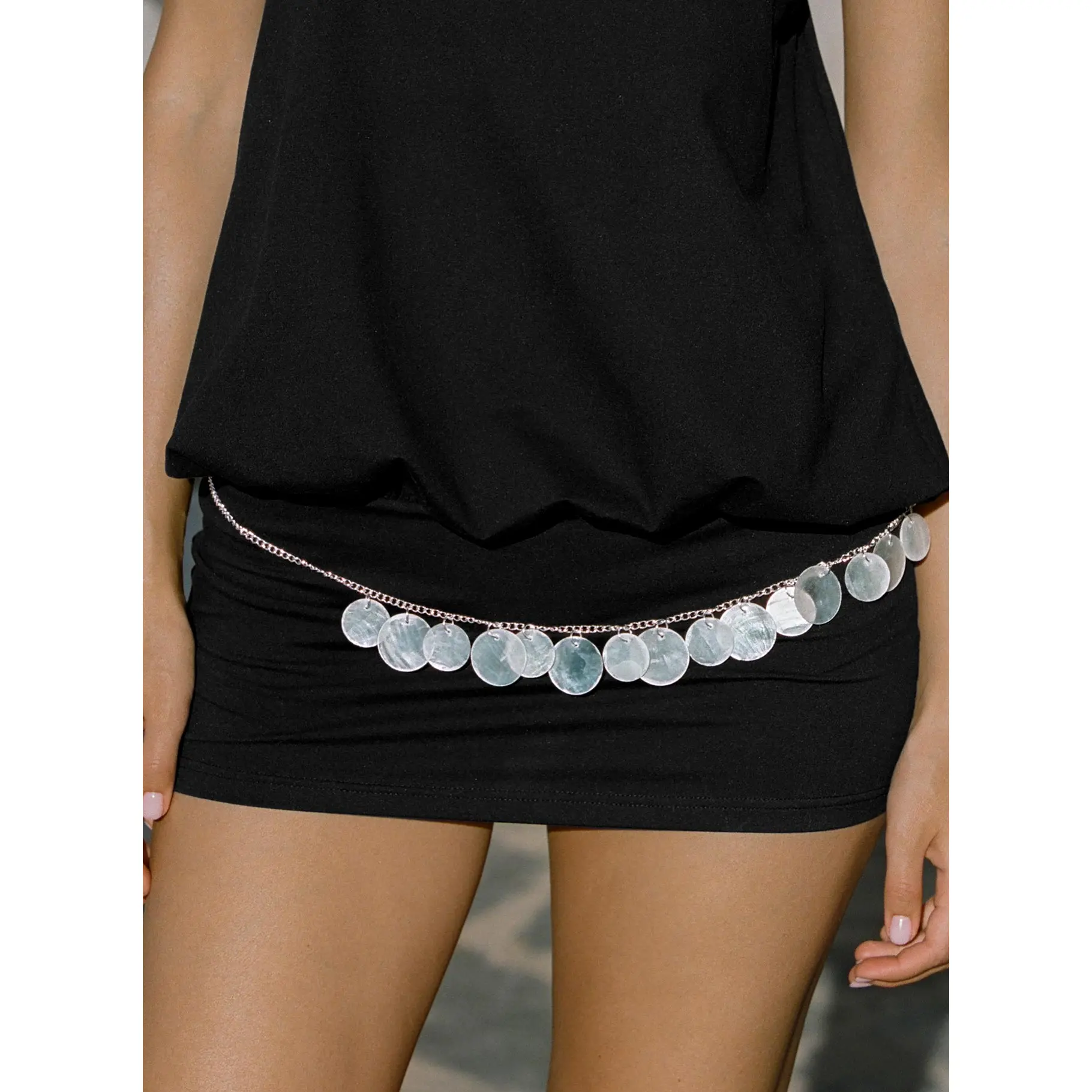 Chasing Sunsets Shell Detail Belt Silver