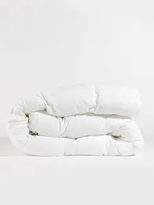 Down Alternative Comforter