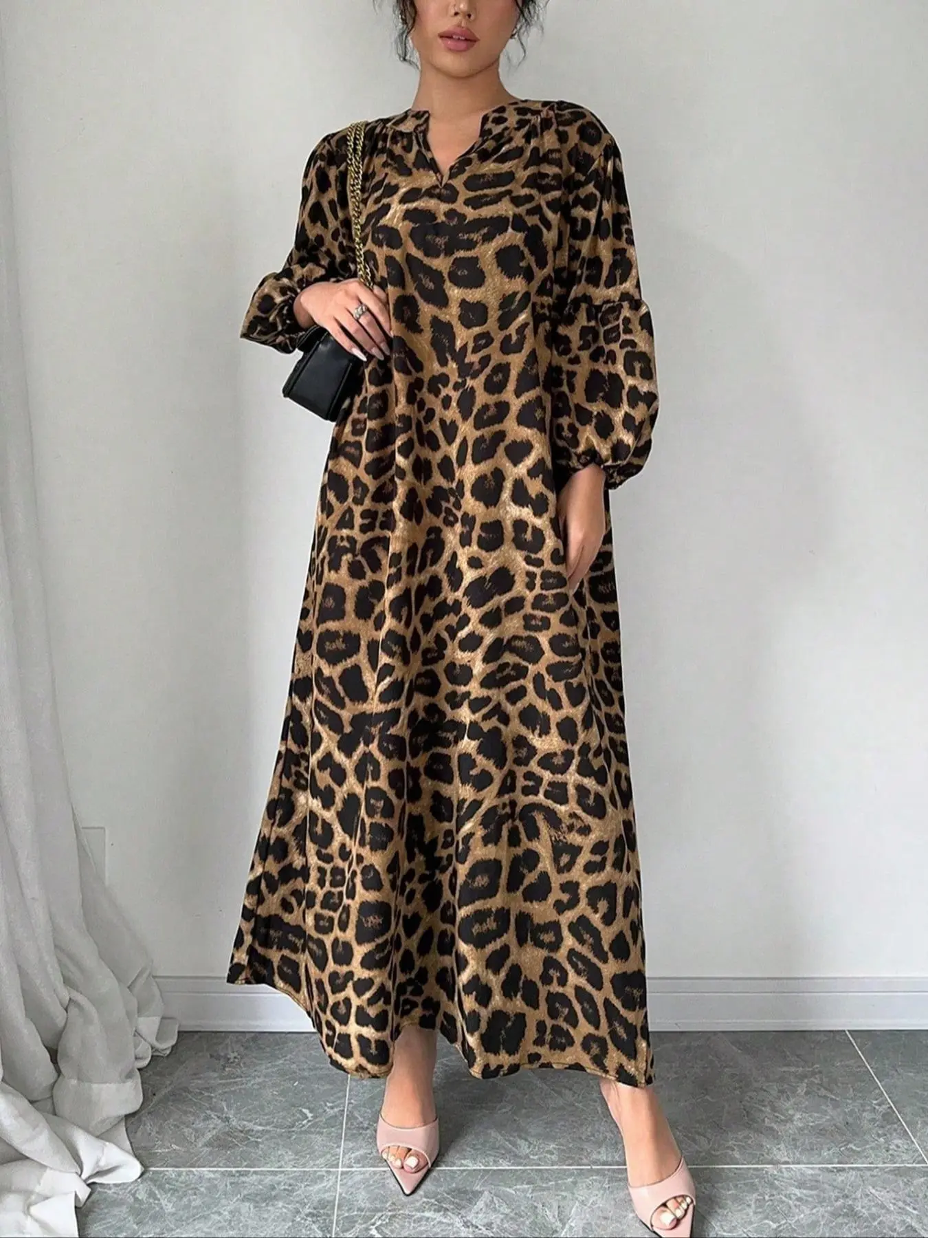 【Plus Size】 Leopard Print Notched Neck Casual Fashion Dress, Casual Classy Elegant Long Sleeve Bishop Sleeve Dress for Spring & Fall, Womenswear for Daily Wear