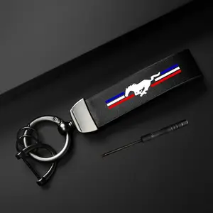 Car Logo Pattern Keychain, PU Leather Car Keychain, Car Interior Decoration Accessories for Ford Mustang Shelby GT GT500 GT350, Lightweight Keychain