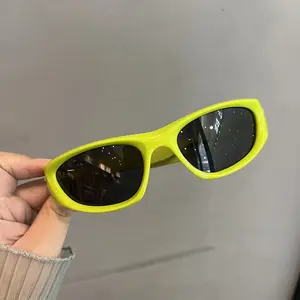 Cyberpunk Futuristic Street Style Sunglasses Hip-Hop Fashion Eyewear for Men and Women Millennial-Inspired Cycling and Urban Wear Shades with UV Protection