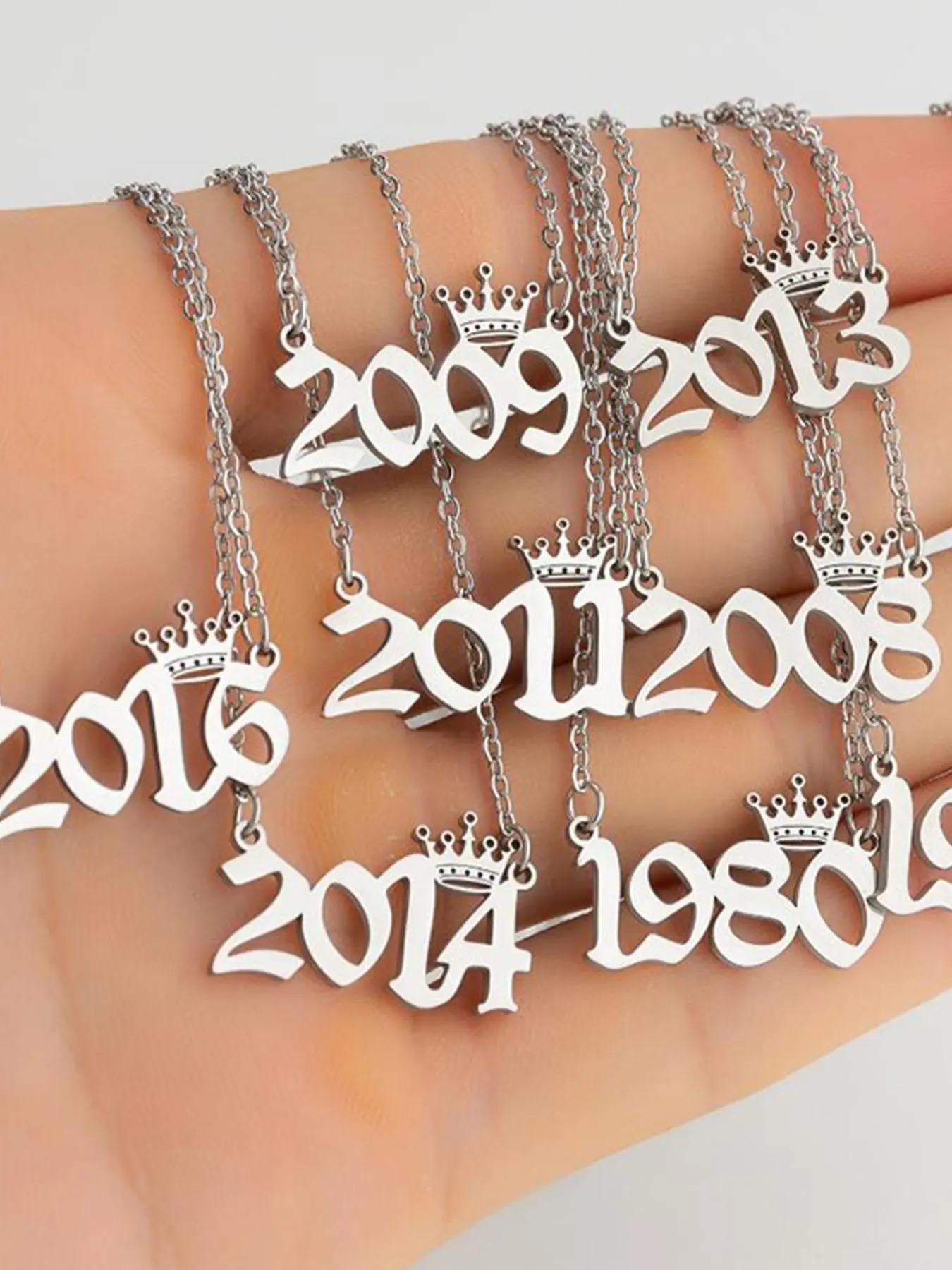 Fashionable Year Design Pendant Necklace, Number Design Pendant Necklace for Party, Daily Clothing Decor, Trendy All-match  Jewelry for Birthday Gift, Modern Versatile Accessories, Exquisite Jewelry Gift, Fashionable Accessory