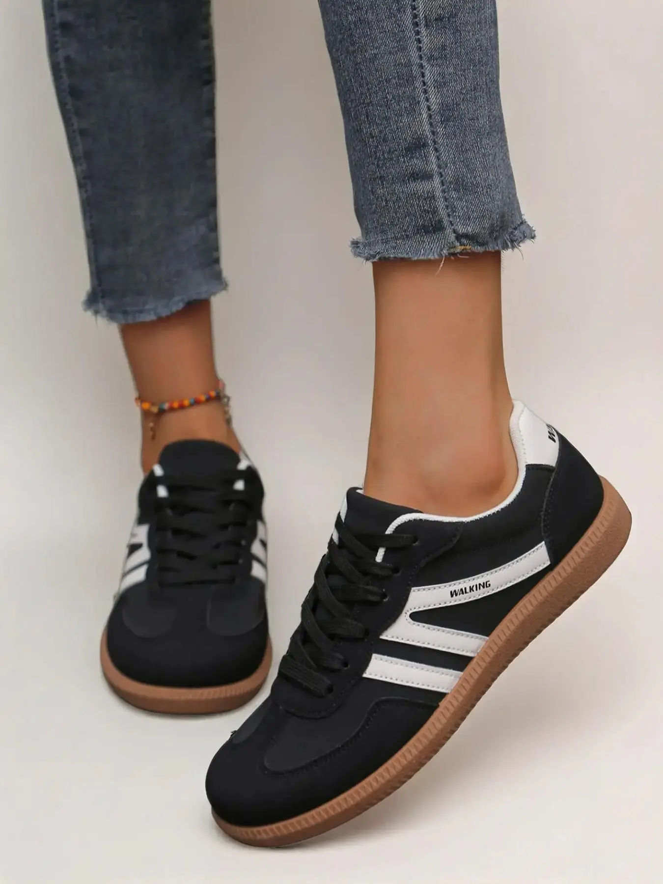 Unisex Casual Low Top PU Leather Athletic Sneakers, Walking Shoes, Sports Shoes, Soft Sole Rubber Bottom, All-Season Campus Style, Less Than Ankle Height, Plain Design