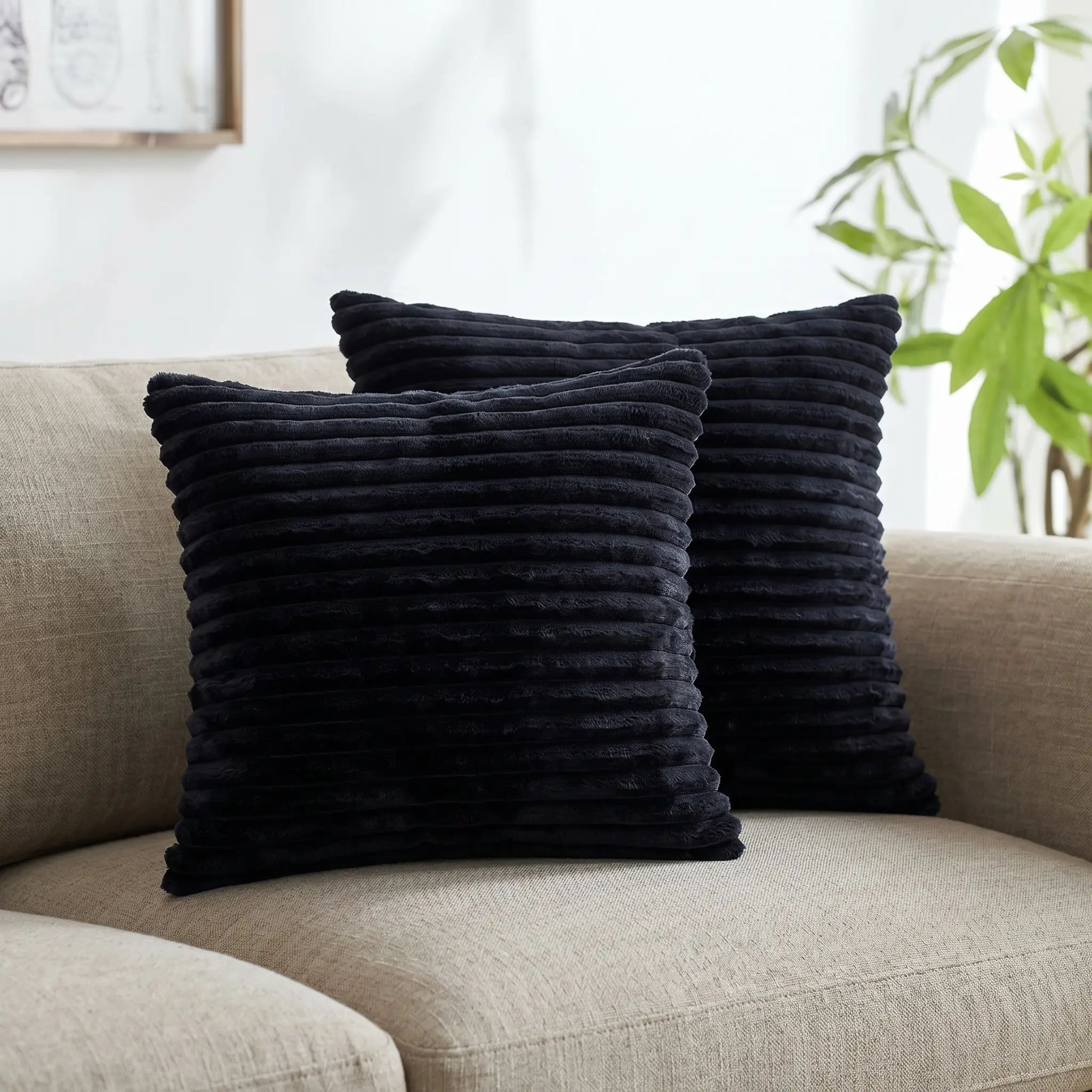 【Summer Wins】Oneroom 18“x18”  Black/Gray  Ribbed Corduroy Throw Pillow, Soft Fluffy Square Decorative Pillow with Insert for Couch Sofa Bed Living Room，throw pillow，couch cushion，sofa pillow，decorative cushion，accent pillow for couch