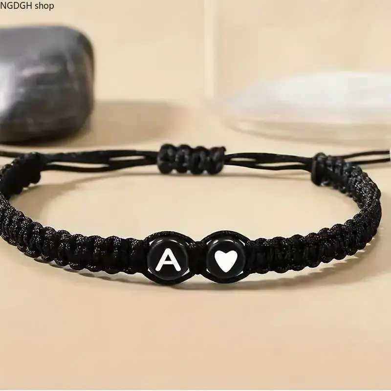 Heart shaped letter woven bracelet, 26 letter bracelet, adjustable woven heart shaped bracelet, suitable for mothers and daughters' birthday gifts