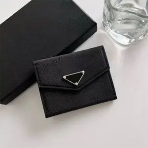 Elegant Black Wallet with Triangular Closure - Compact and Stylish Design for Everyday Use