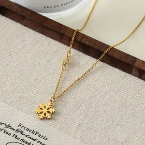 Titanium steel necklace golden glossy snowflake pendant necklace for women daily wear Mother's Day gift Purity Craftsmanship