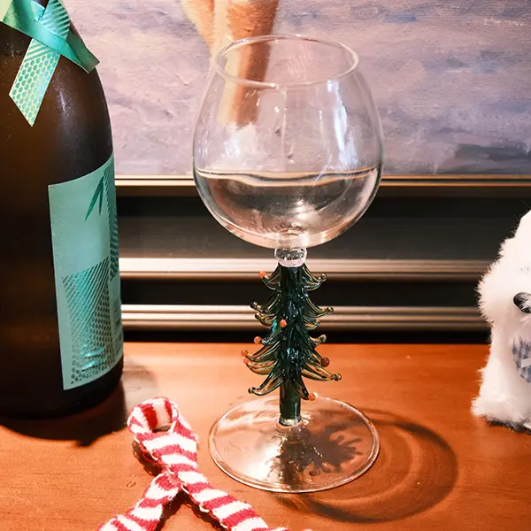 Hand Blown Handmade Christmas Tree Wine Glass, Creative Green Xmas Stemmed Goblet, Decorative Holiday Cocktail Cup, Unique Christmas Gift for Home Bar Party ware premium drinking