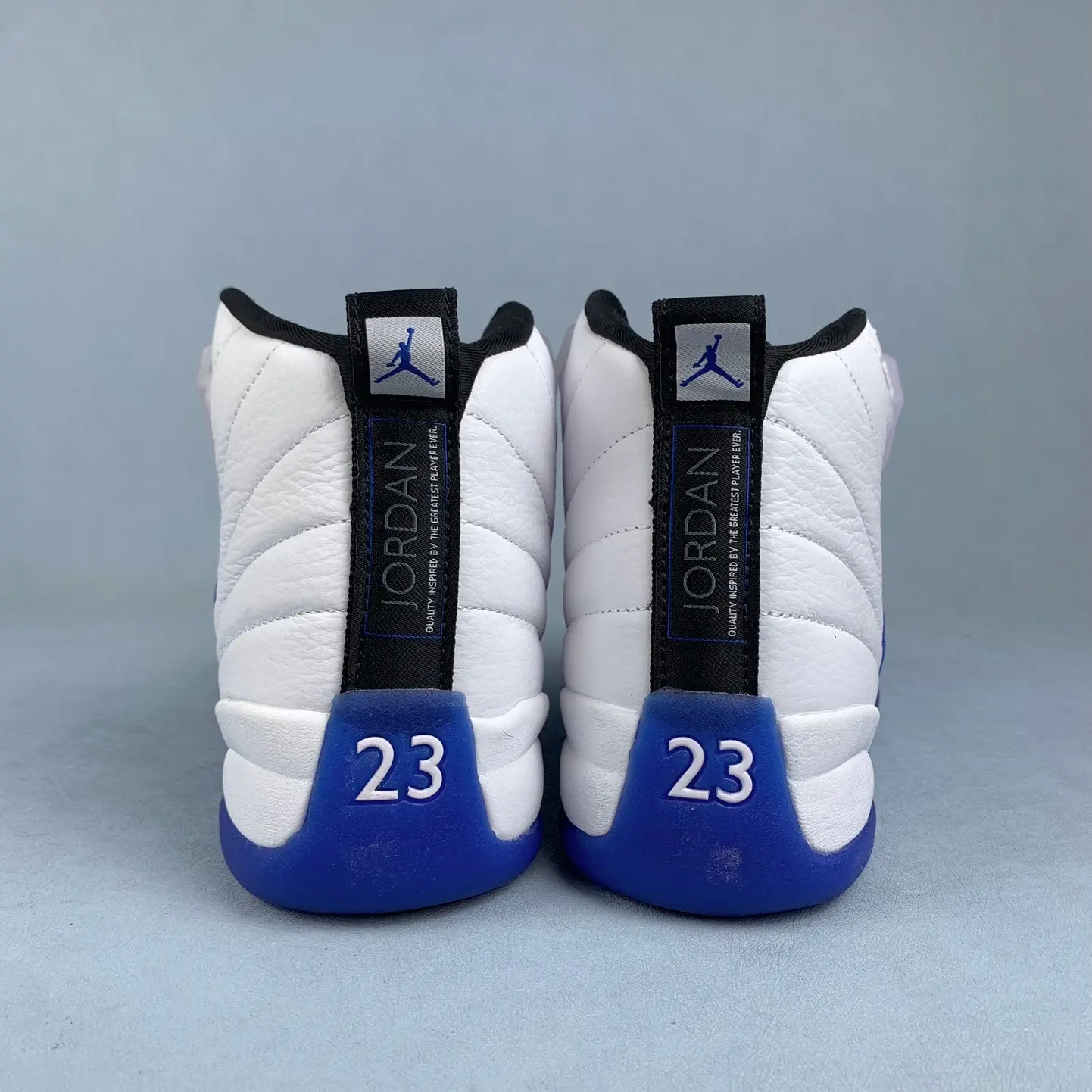 Unisex 2-Tone White-Blue Smooth Leather Mid-Top Retro Basketball Sneakers - Lace-Up with Blue Transparent Traction Outsole, Street Casual Sports Shoes for Daily Wear