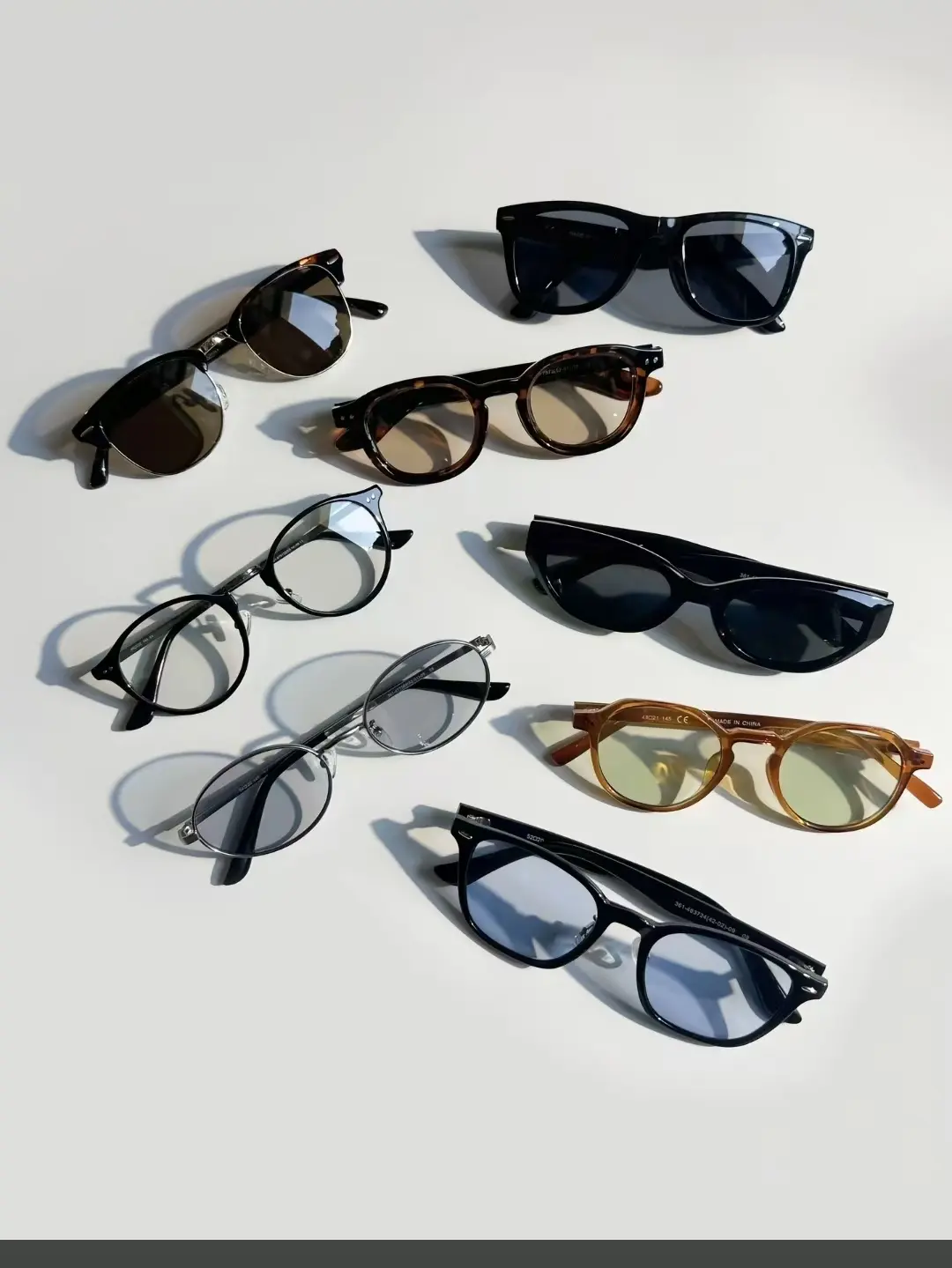 Women Men Fashion Sunglasses UV Protection Retro Square Shades Eyewear for Outdoor Travel