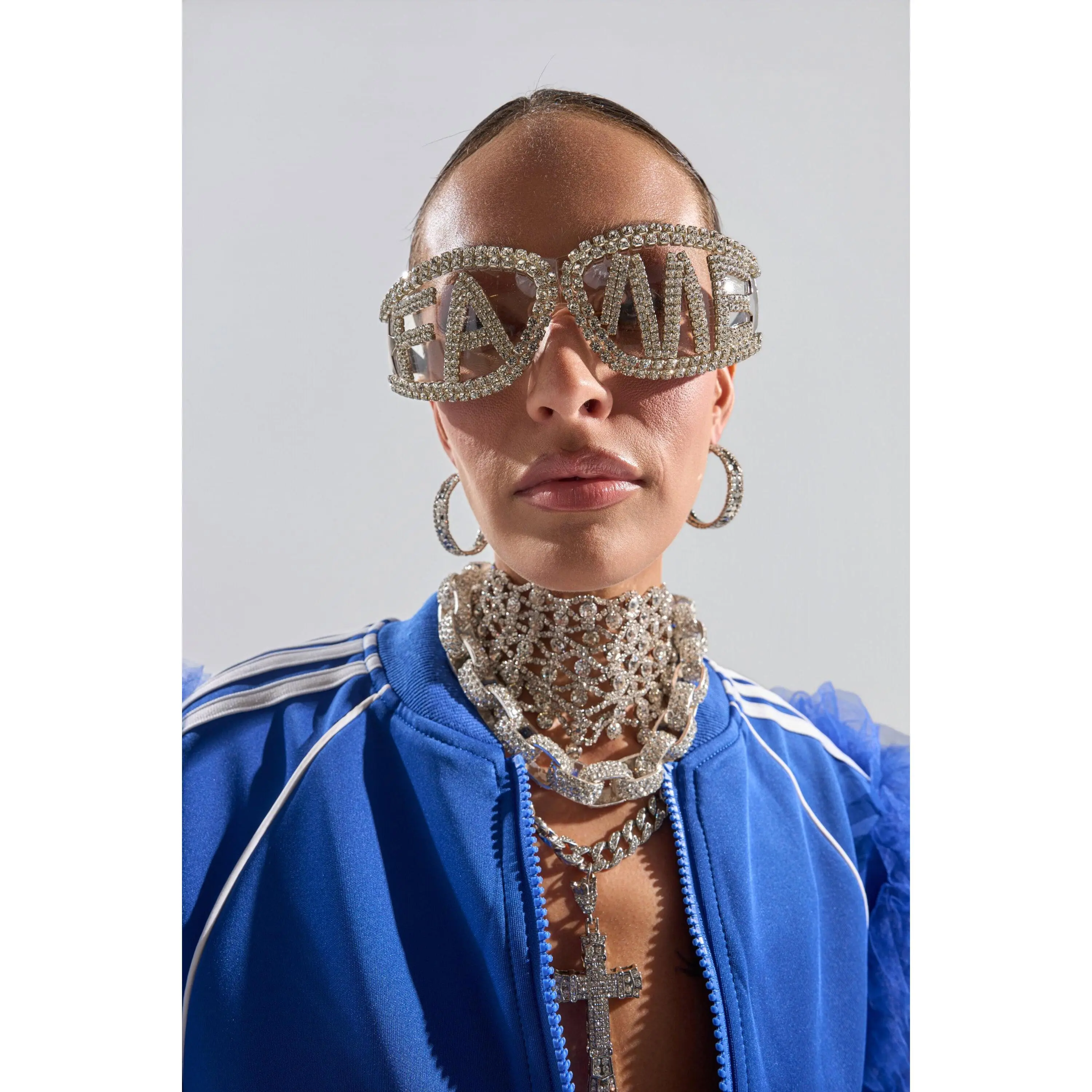 NIB Latina Girl 3 Sunglasses NIB w/Bling!! Numero Tres Dune Female D-Frame Sunglasses | Le Specs main image 2