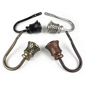 Lennart Holdback Pair