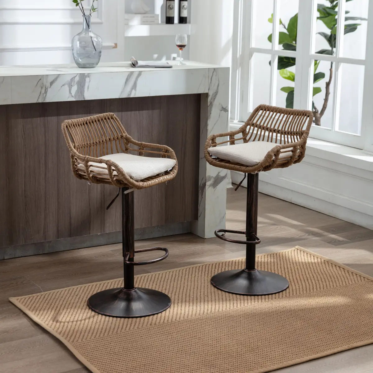 Rattan Bar Stools Set of 2 with Back, Kitchen Barstools & Kitchen Island Chairs for Dining Room, Outdoor Bar Chairs & Counter Height Chair with Footrest, Swivel & Adjustable Height (Beige)