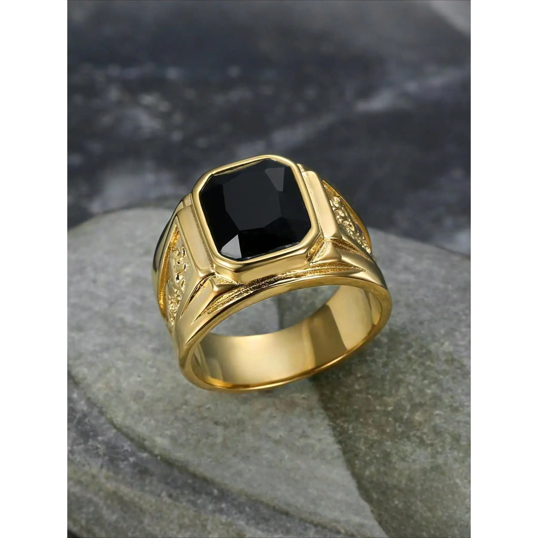 Men's 1pc Stainless Steel Statement Ring - Golden Dragon Motif, Cubic Zirconia Inlay, Black Geometric Retro Design, Elegant Glittering Contemporary Dragon Steel Ring for Daily Wear, Elegant Glittering Ring, Contemporary Statement Rings