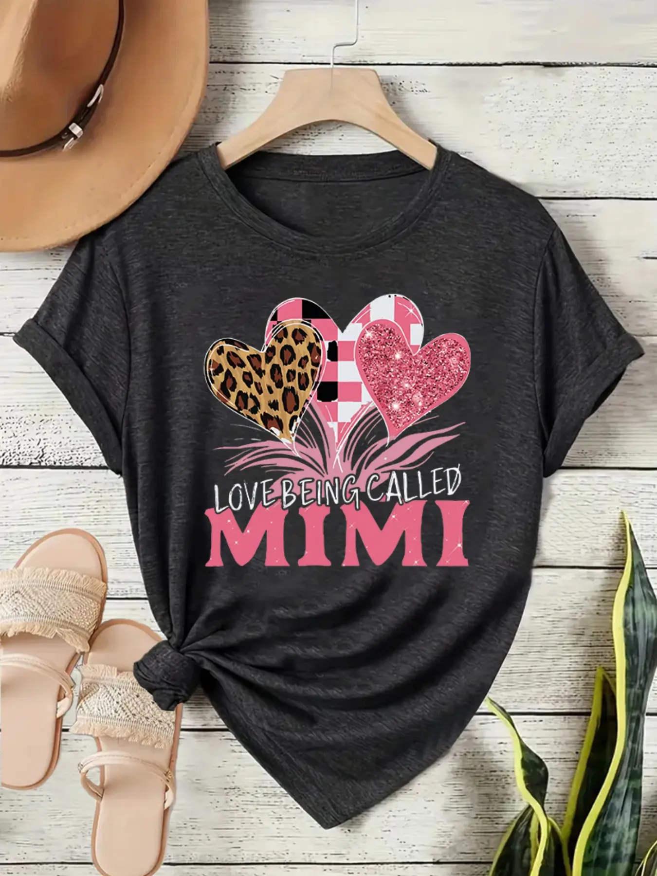 Women's Casual Short Sleeve T-Shirt, Heart Love Print Mimi, Soft Breathable Fabric, Round Neck, All Seasons