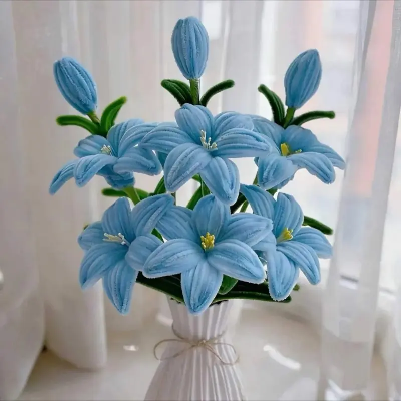 Blue Lily Pipe Cleaner Flower Craft Kit DIY Bouquet Making Set