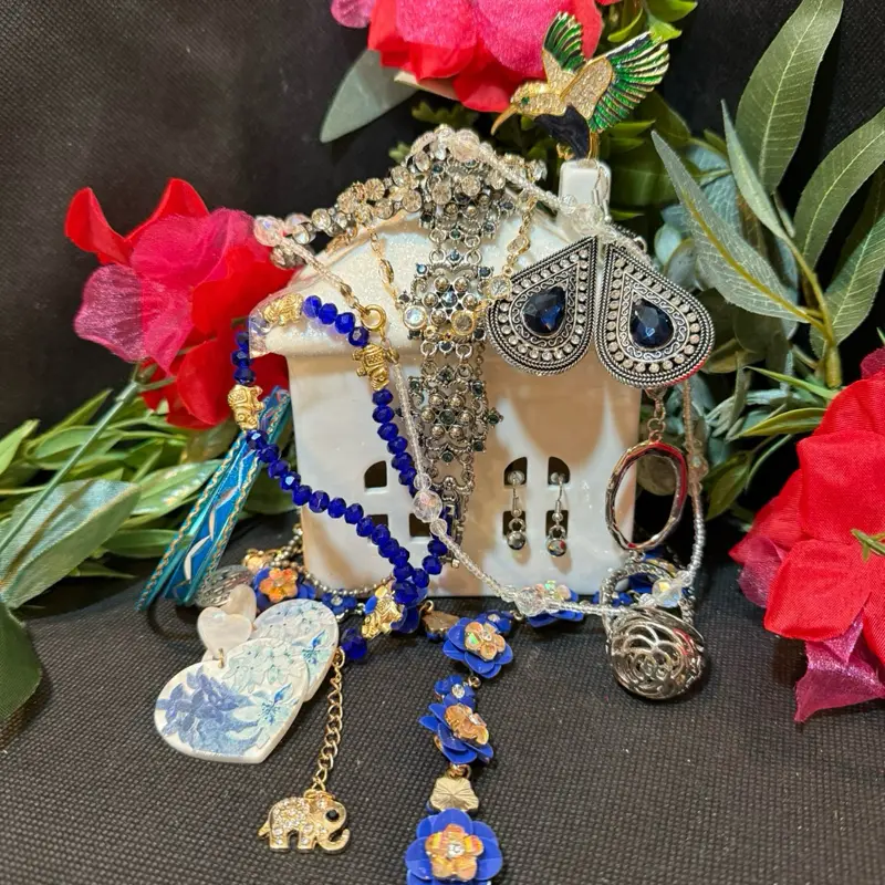 Mystery Jewelry Jar/Ceramic House