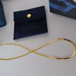 18" Solid Yellow Gold 18k Herringbone Snake Chain Necklace 3.2mm