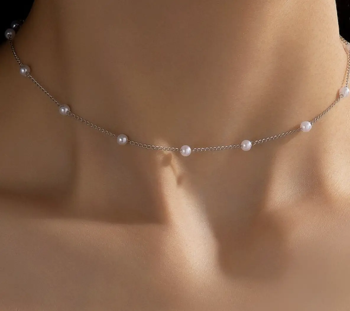 Faux Pearl Short Choker Necklace, 5-6mm Round Beads, 18-in Adjustable Silver Chain, Unisex Chic Gorgeous Jewelry, Lightweight Versatile Fashion Accessory for Daily Wear, Pearl Necklaces, Dainty Pearl Necklaces