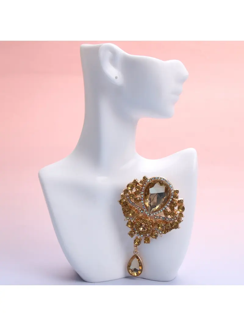 Dress brooch gold - TikTok Shop