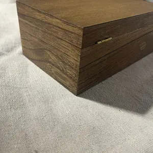 Wooden jewelry box